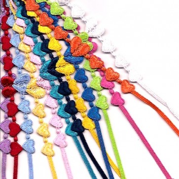 BRACCIALETTI MACRAME' CUORICINI (13)