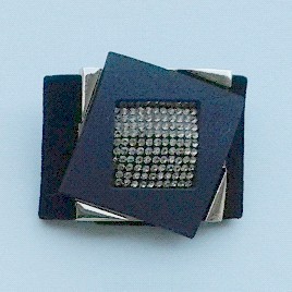 APPLICAZ. SPILLA QUADRATA STRASS 83136