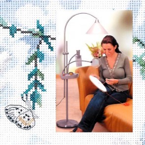 LAMPADA A STELO CON LENTE INGRANDIM.