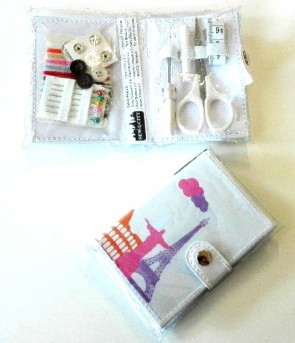 N4350 SET CUCITO DA VIAGGIO CON AUTOMAT.